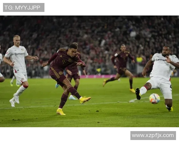 拜仁慕尼黑大胜勒沃库森，横扫对手展现德甲霸主实力