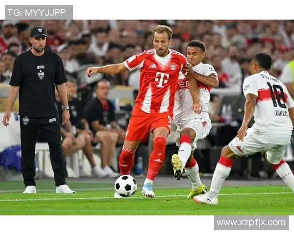 德甲排名:拜仁慕尼黑稳居榜首,门兴格拉德巴赫紧咬其后势头强劲 德甲排名:拜仁慕尼黑稳居榜首,门兴格拉德巴赫紧咬其后势头强劲