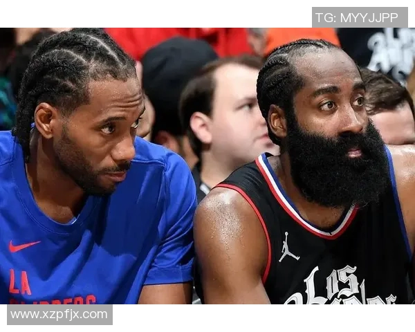 爵士大胜快船,西部决赛首战告捷:全方位解析